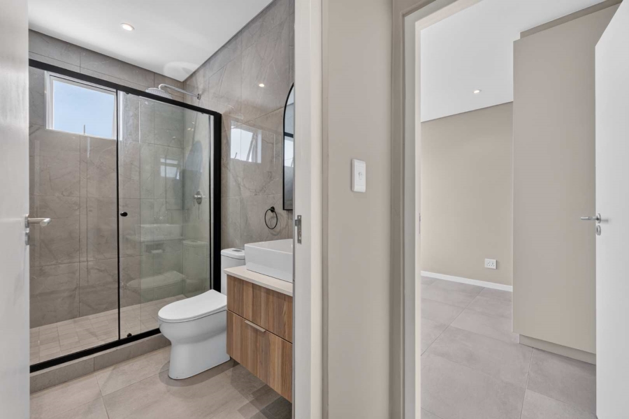 1 Bedroom Property for Sale in Fish Hoek Western Cape
